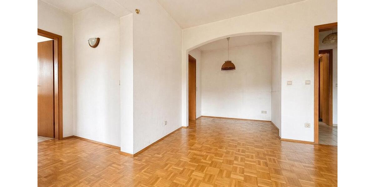 Hochparterre Königstein im Taunus - 2 Zimmer, 65 m&sup2;, 198.000&euro; | Angebot:26278602