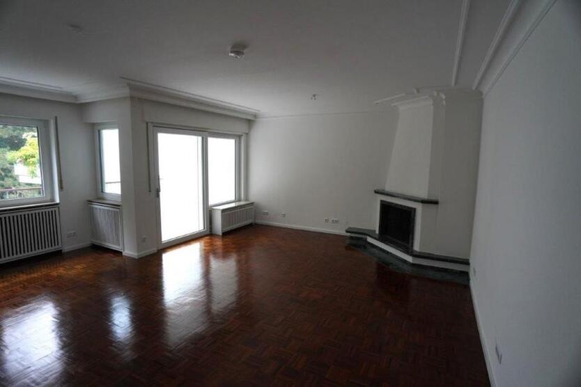 Kronberg Stadt, am Park, 3-4 Zimmer, Aufzug, renoviert