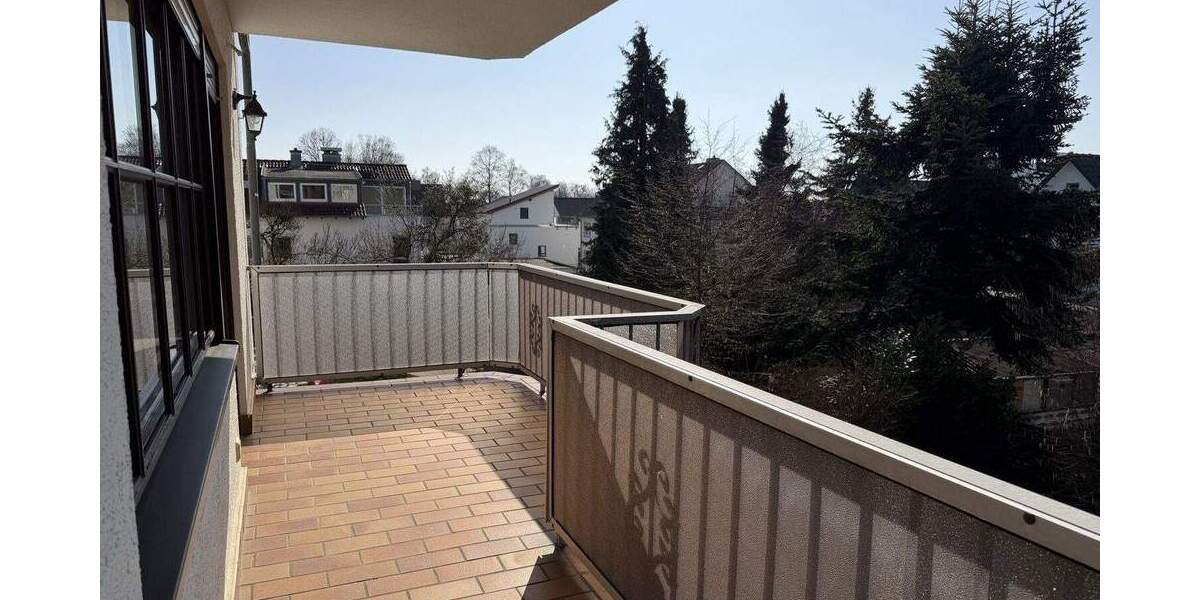 Etagenwohnung Steinbach (Taunus) - 3 Zimmer, 85 m&sup2;, 1.200&euro; | Angebot:25837333