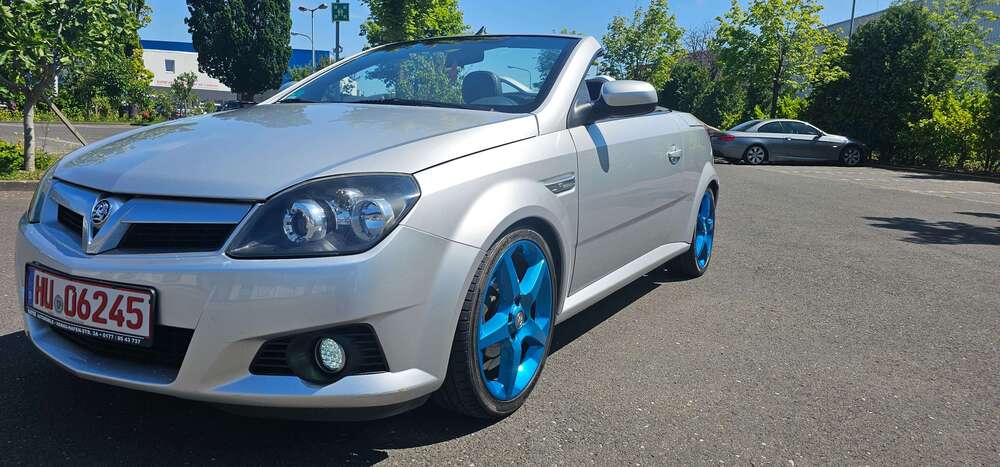 Opel Tigra 145.000 km 4.500 &euro; Hanau 63456