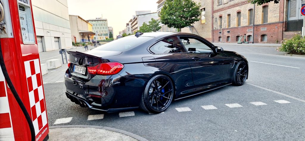 BMW M4 20.000 km 67.990 &euro; Sulzbach 65843