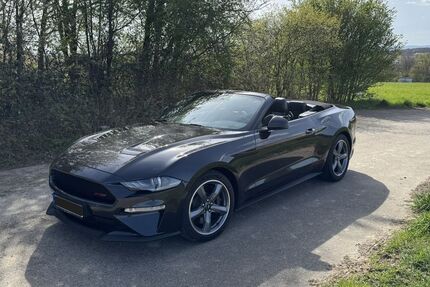 Ford Mustang 7.040 km 50.900 &euro; Eppstein 65817