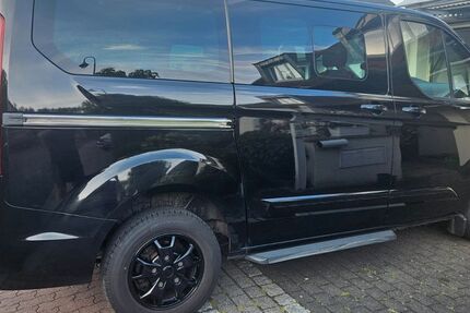 Ford Tourneo Custom 222.000 km 12.999 &euro; Schmitten 61389