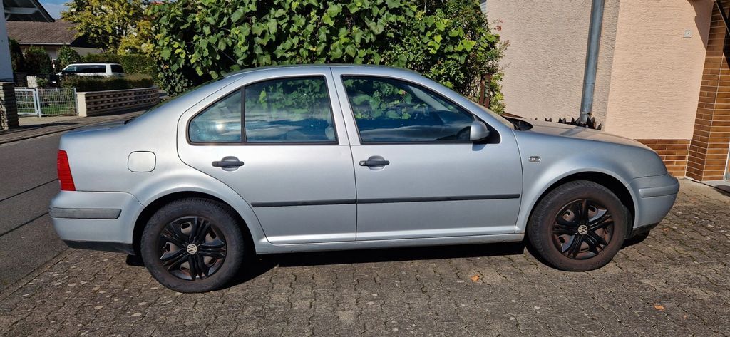 VW Bora 275.749 km 799 € Groß-Umstadt 64823