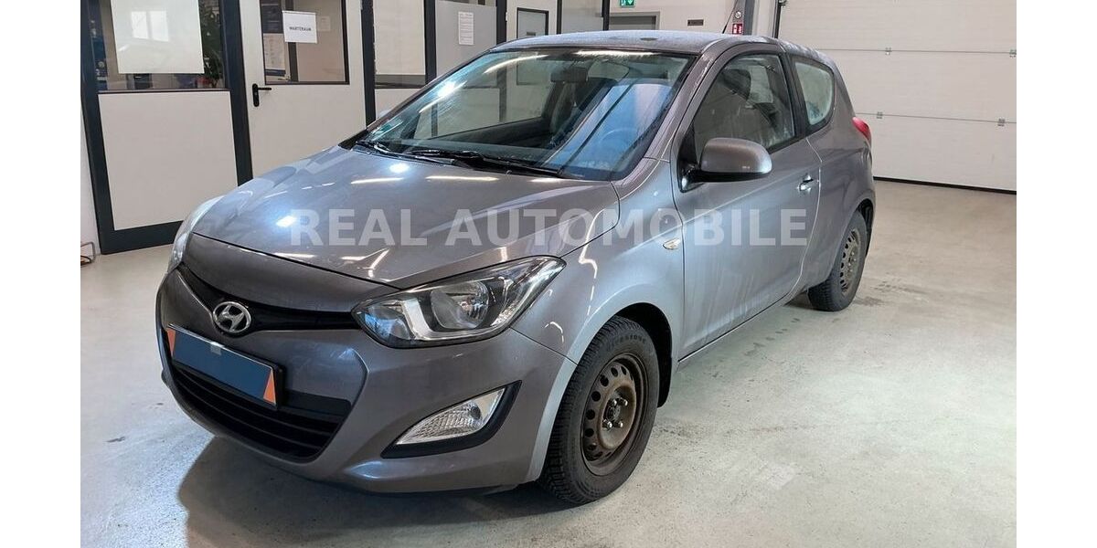 Hyundai i20 87.000 km 4.799 &euro; Frankfurt am Main 65933