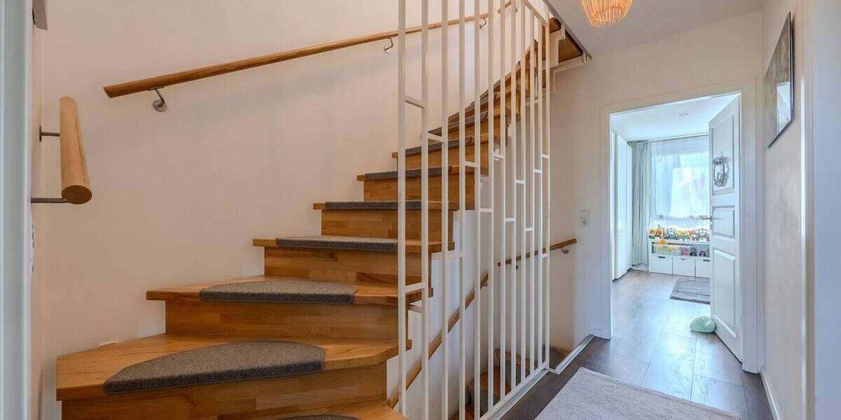 Reihenendhaus Maintal Dörnigheim - 5 Zimmer, 142 m&sup2;, 699.000&euro; | Angebot:26043641