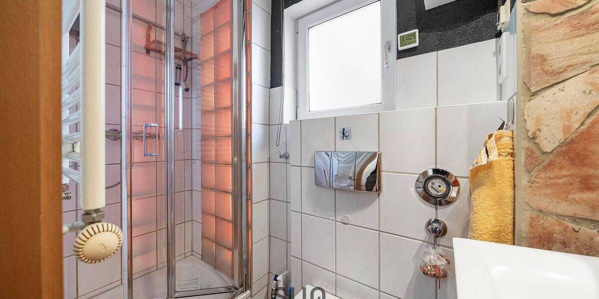 Mehrfamilienhaus, Wohnhaus Offenbach am Main Buchrain - 8 Zimmer, 175 m&sup2;, 624.000&euro; | Angebot:26128232