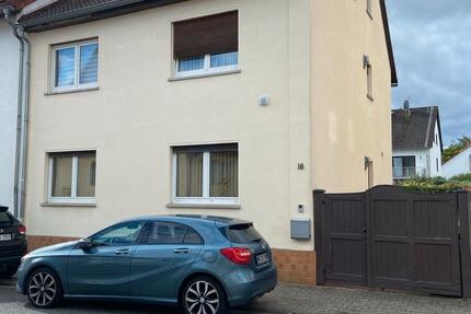 Haus Frankfurt am Main Sindlingen - 12 Zimmer, 150 m&sup2;, 580.000&euro; | Angebot:27269075