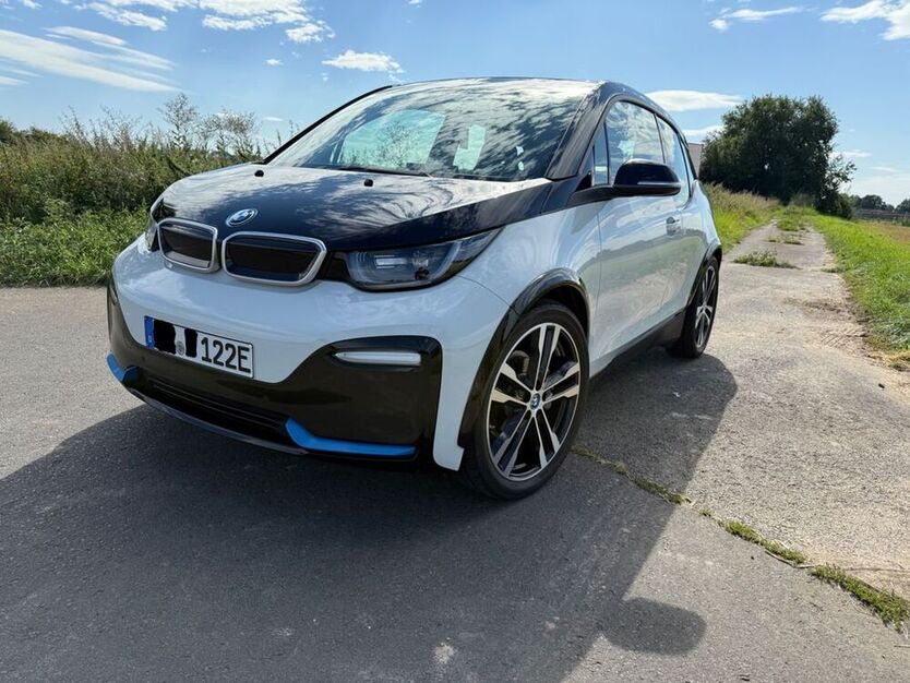 i3