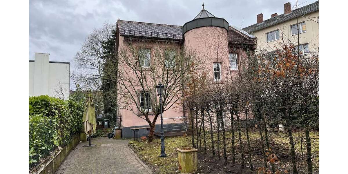 Einfamilienhaus Frankfurt am Main Niederrad - 7 Zimmer, 140 m&sup2;, 1.080.000&euro; | Angebot:25278466