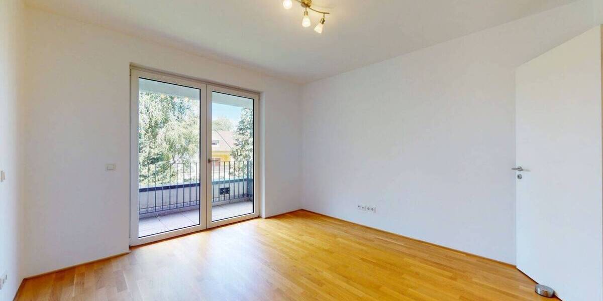 Neuwertige Fünf-Zimmer-Etagenwohnung mit Top-Ausstattung - barrierefrei 5 zimmer