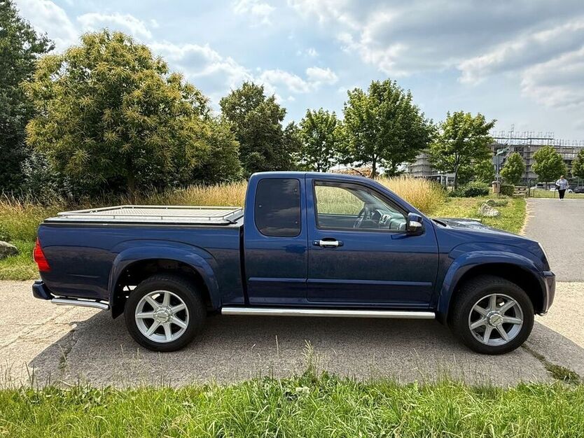 D-Max