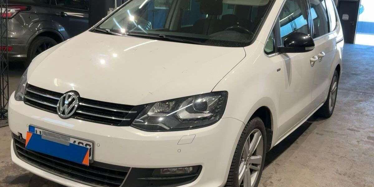 VW Sharan 226.000 km 9.990 &euro; Frankfurt 65933