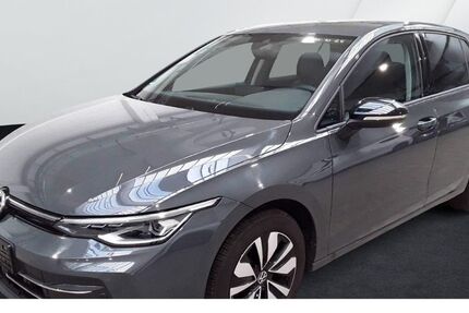 VW Golf 18.490 km 23.940 &euro; Bad Homburg 61348