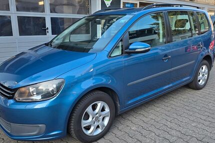 VW Touran 172.410 km 5.990 &euro; Frankfurt 60489