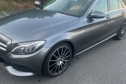 Mercedes-Benz C 250 130.000 km 21.900 € Dieburg 64807