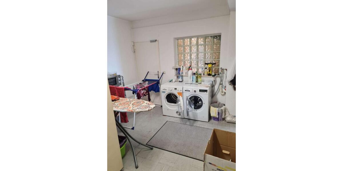 Etagenwohnung Rosbach vor der Höhe - 3 Zimmer, 142 m&sup2;, 1.590&euro; | Angebot:26277696