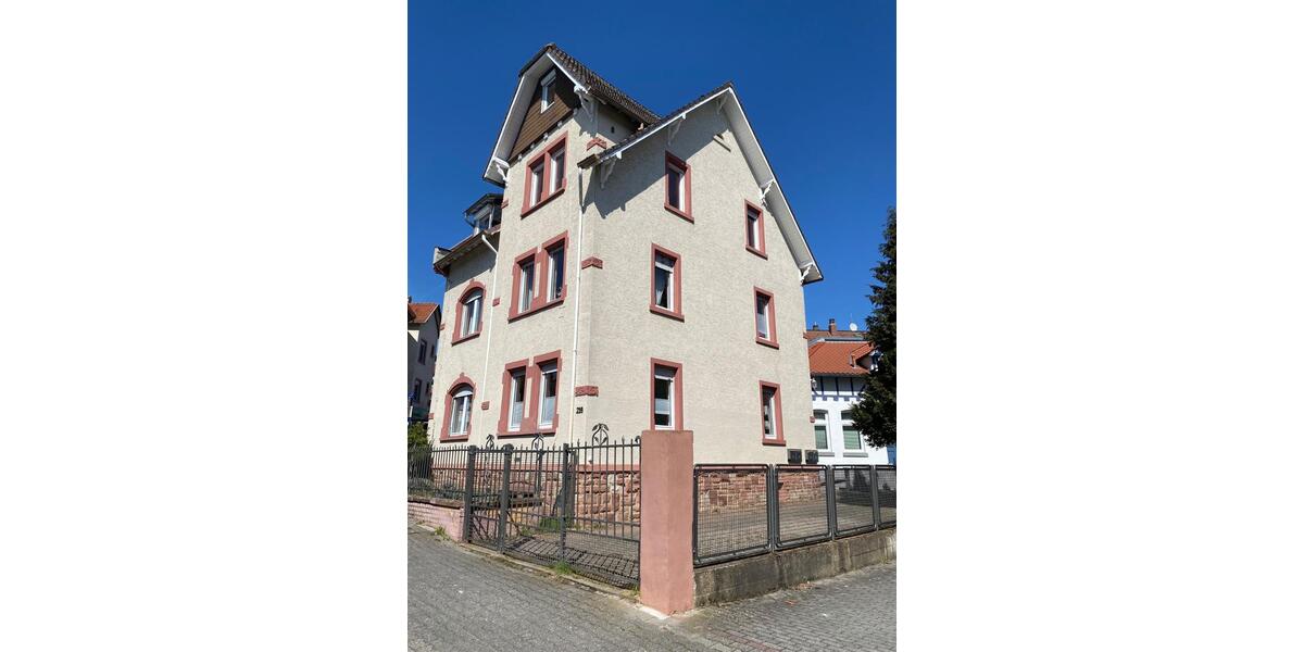 Mehrfamilienhaus, Wohnhaus Frankfurt am Main Bergen-Enkheim - 10 Zimmer, 210 m&sup2;, 735.000&euro; | Angebot:26201115