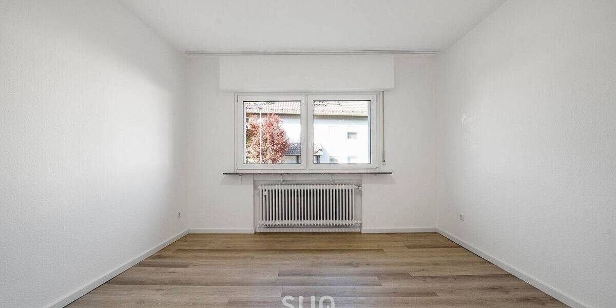 Einfamilienhaus Bad Homburg vor der Höhe Ober-Erlenbach - 9 Zimmer, 280 m&sup2;, 2.800&euro; | Angebot:26451892