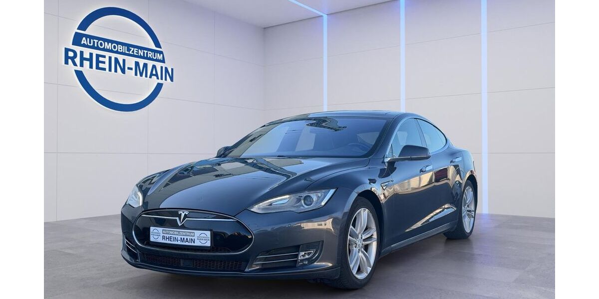 Tesla Model S 330.000 km 13.850 &euro; Nauheim 64569