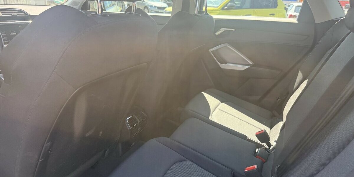 Audi Q3 35 TFSI/2Hd/Scheckh/TopZustand 64.533 km 21.890 &euro; Frankfurt 60386
