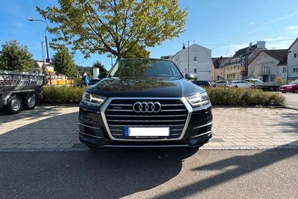 Audi Q7 159.000 km 21.000 &euro; Frankfurt am Main 60327