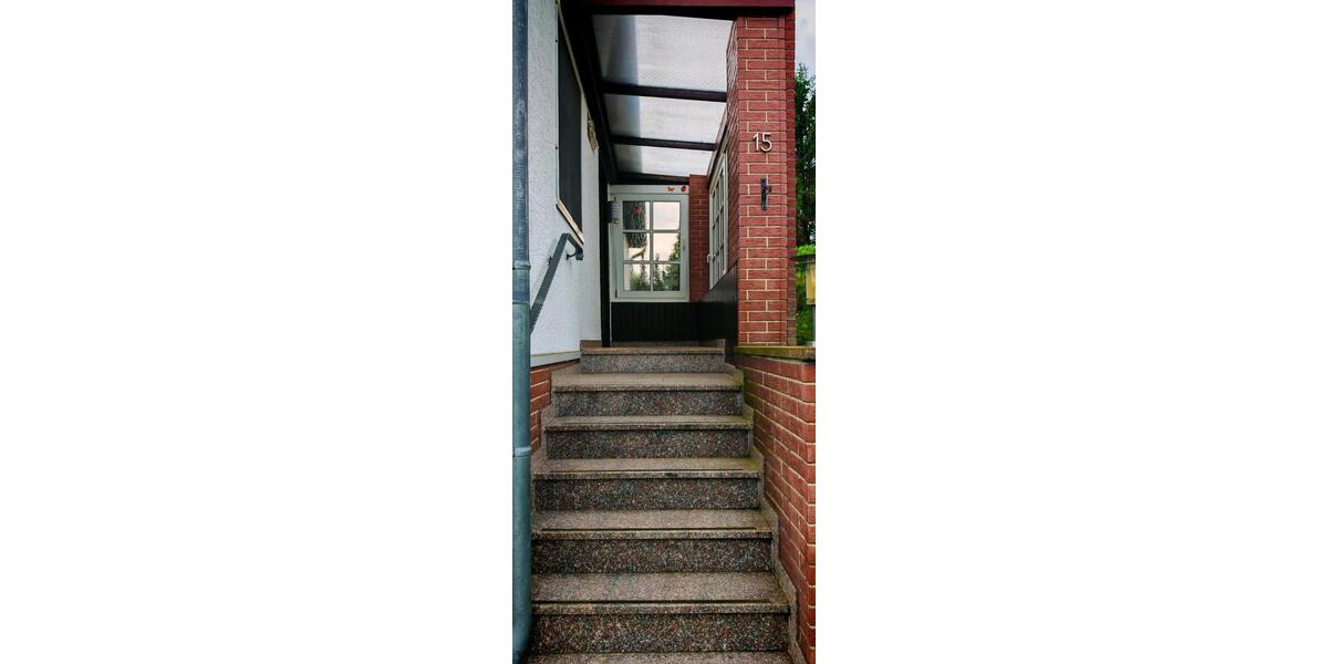 Freistehendes Einfamilienhaus mit 5 Zimmern und 153m2 Wohnfläche 5 zimmer