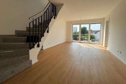 Hochwertige Maisonettewohnung mit 4 Zimmer, Balkon zimmer