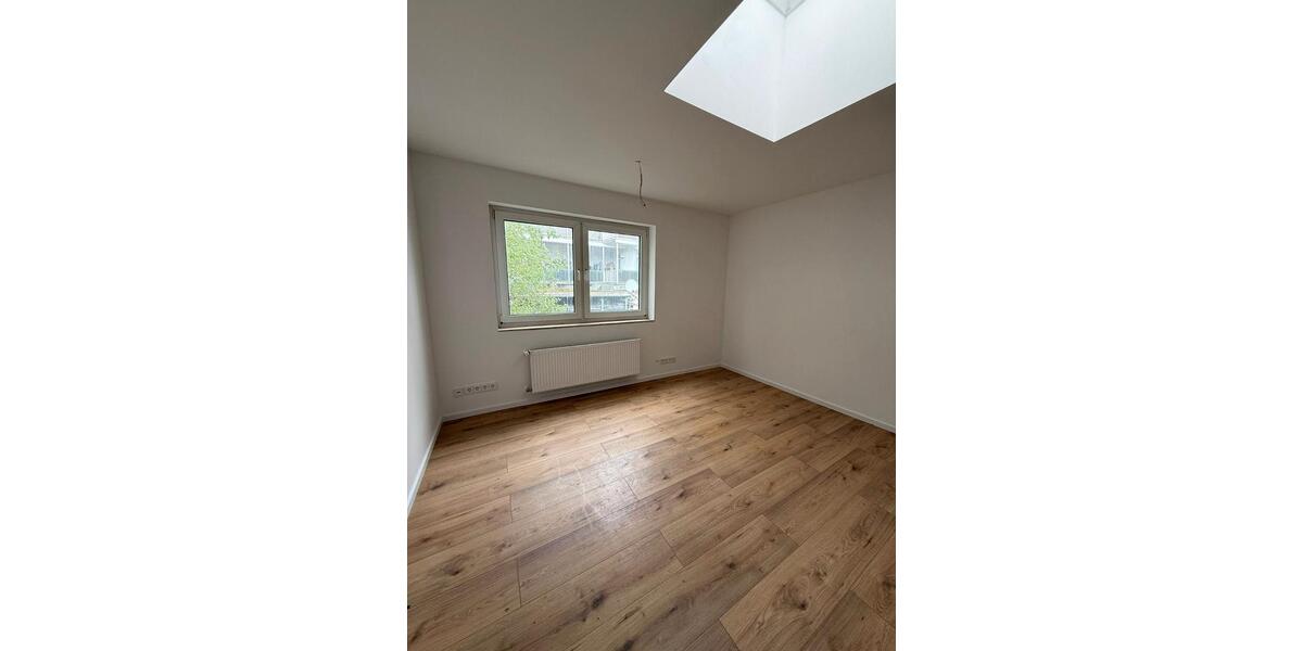 Maisonettenwohnung Offenbach am Main Hafen - 3 Zimmer, 101 m&sup2;, 1.700&euro; | Angebot:26248548