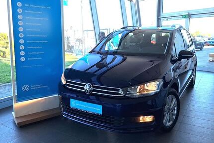 VW Touran 127.595 km 23.450 &euro; Bad Vilbel 61118