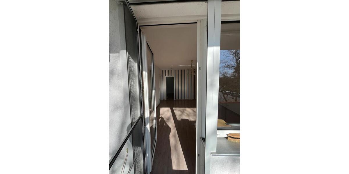 Etagenwohnung Bad Homburg vor der Höhe Gonzenheim - 3 Zimmer, 69 m&sup2;, 335.000&euro; | Angebot:26296488