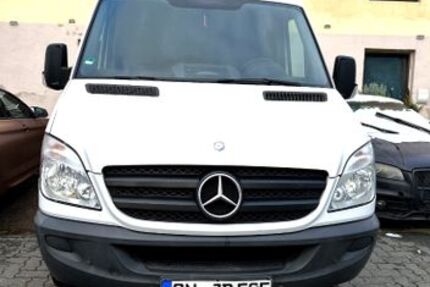 Mercedes-Benz Sprinter 213.700 km 15.500 € Maintal 63477