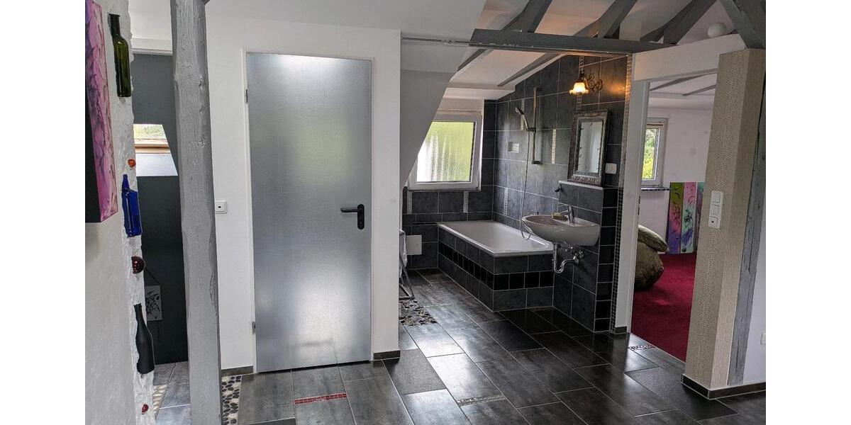 Dachgeschoßwohnung Bad Homburg vor der Höhe Gonzenheim - 2 Zimmer, 55 m&sup2;, 1.050&euro; | Angebot:26442725