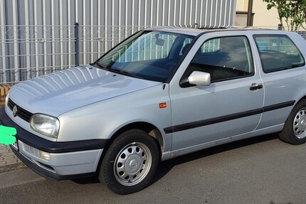 VW Golf 125.000 km 4.500 € Hainburg 63512