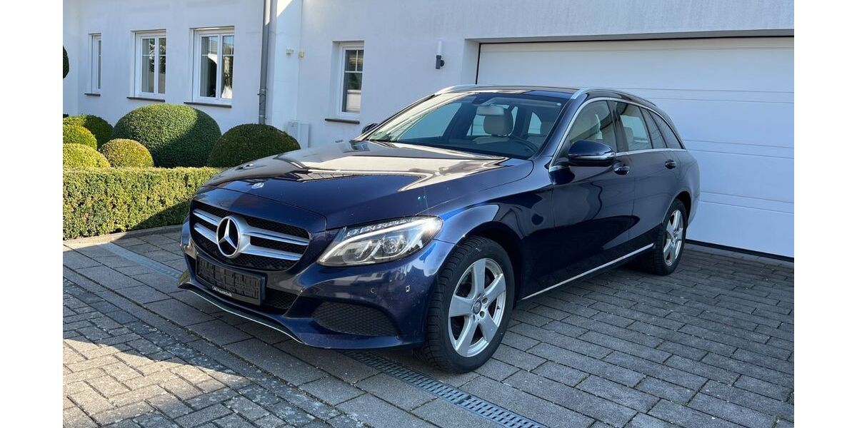 Mercedes-Benz C 250 390.000 km 8.900 &euro; Bad Vilbel 61118