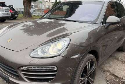 Porsche Cayenne 260.000 km 12.900 € Dietzenbach 63128