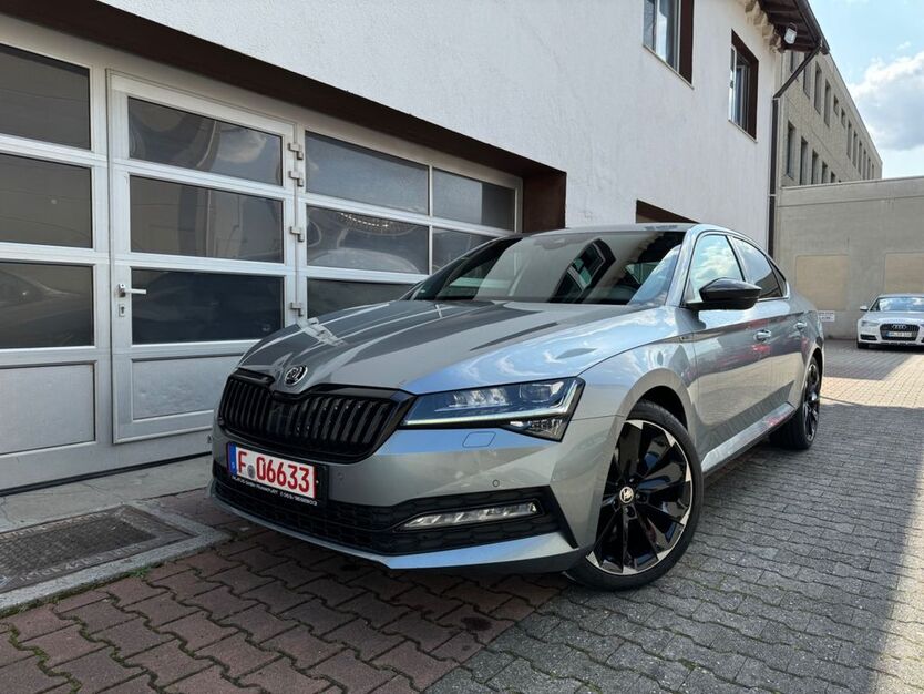 Skoda Superb 186.400 km 21.599 € Frankfurt am Main 60326