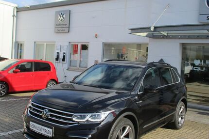 VW Tiguan 36.900 km 33.990 € Wehrheim 61273