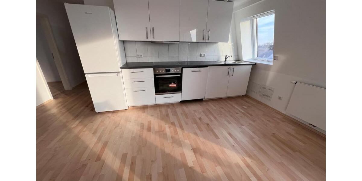 *Offenbach* 4-Zimmer-Albau-Wohnung mit Terrasse 4 zimmer