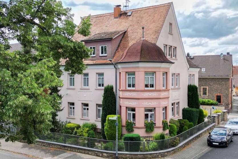 Haus zum Kaufen in Hainburg 1.075.000 € 400.77 m²