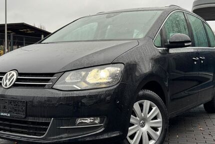 VW Sharan 229.047 km 17.500 &euro; Frankfurt am Main 60386