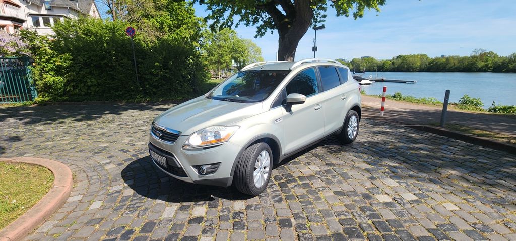Ford Kuga 123.250 km 6.750 &euro; Frankfurt am Main 65933