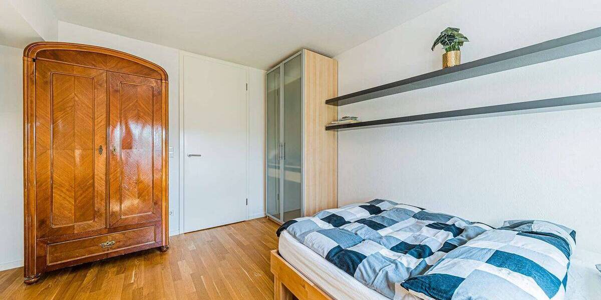 Etagenwohnung Offenbach am Main Bieberer Berg - 3 Zimmer, 112 m&sup2;, 2.200&euro; | Angebot:26388190
