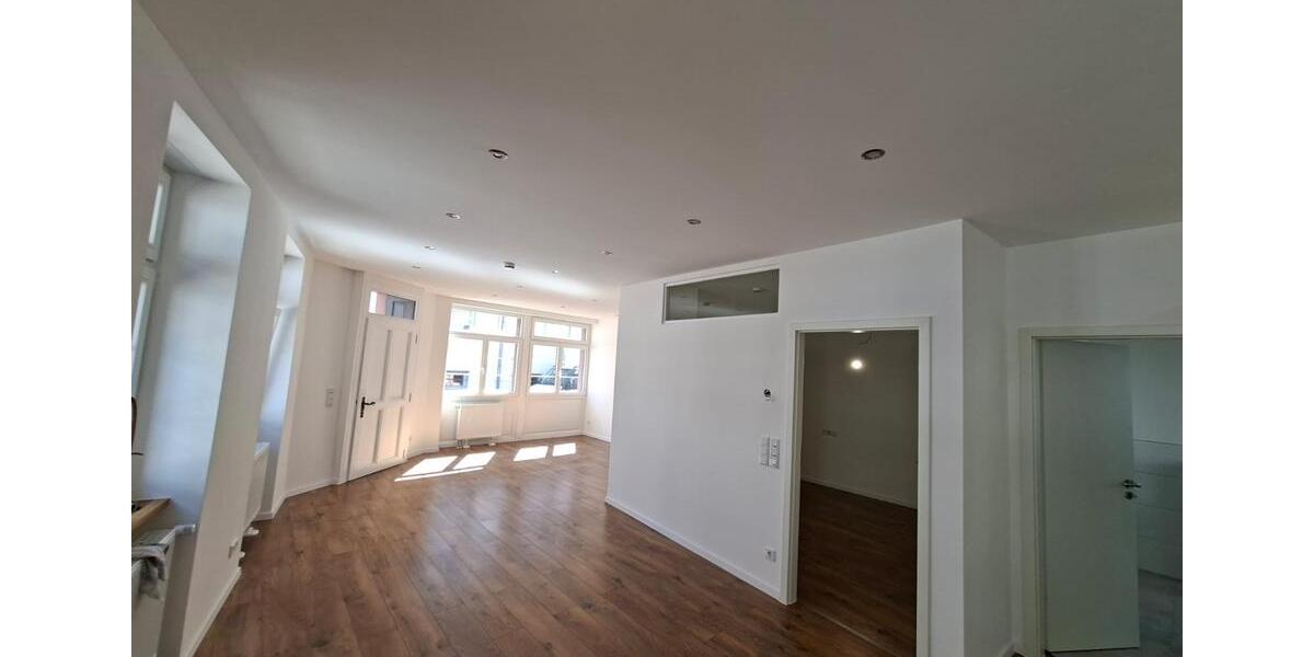 Erdgeschoßwohnung Groß-Umstadt Umstadt - 1 Zimmer, 71 m&sup2;, 1.050&euro; | Angebot:26698356
