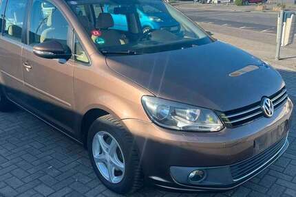 VW Touran 213.796 km 5.000 &euro; Rodgau 63110
