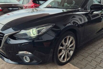 Mazda 3 152.000 km 6.800 € Büdingen 63654