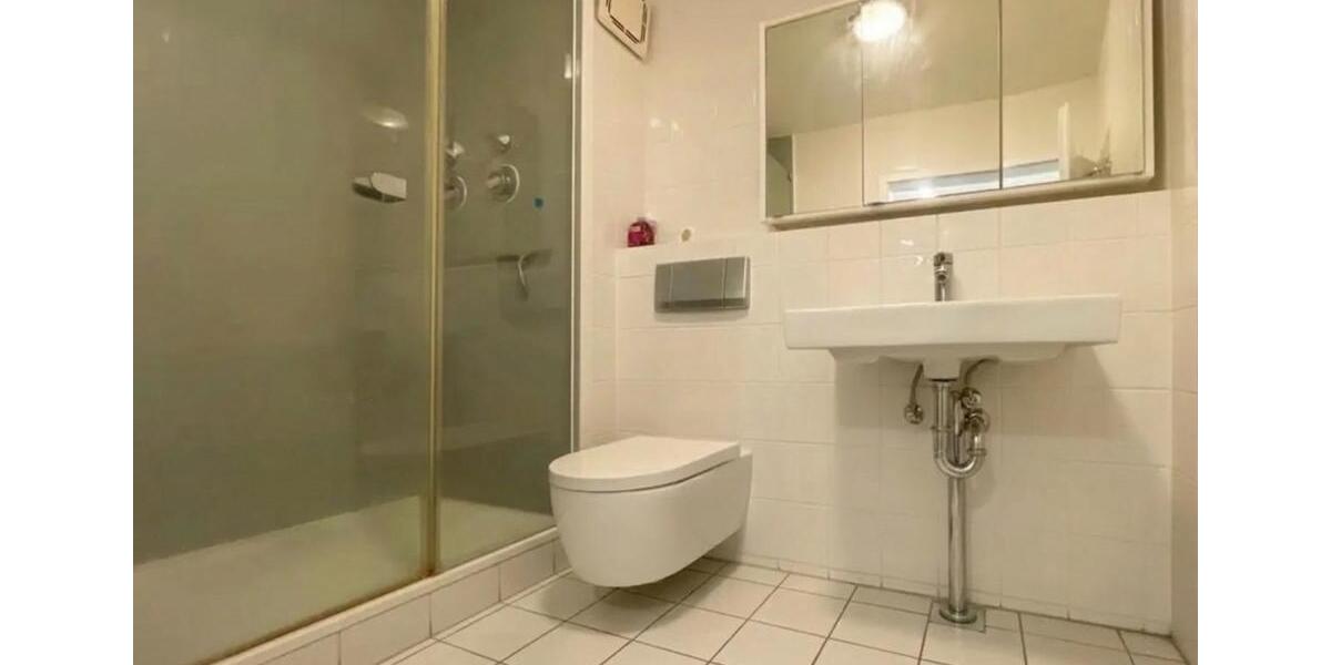 Erdgeschoßwohnung Offenbach am Main - 2 Zimmer, 68 m&sup2;, 1.200&euro; | Angebot:25905269