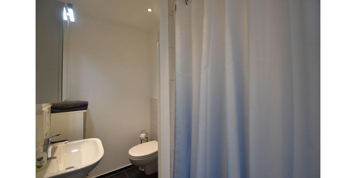 Erdgeschoßwohnung Frankfurt am Main Niederrad - 1 Zimmer, 31 m&sup2;, 1.345&euro; | Angebot:8171034