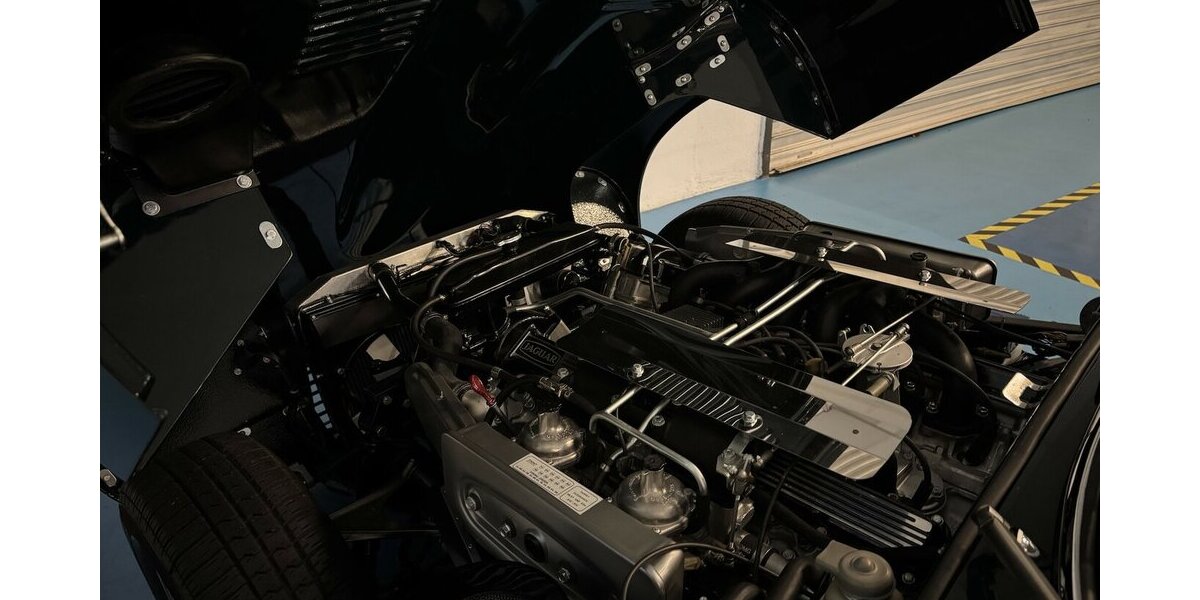 Jaguar E-Type V12 S3 2+2 Speichen/Schalter Zustand 1 75.600 km 119.000 &euro; Dreieich 63303