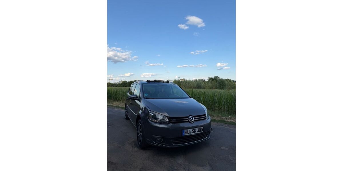 VW Touran 201.000 km 9.500 &euro; Offenbach am Main 63069